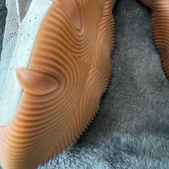 adidas Trae Unlimited "Wonder Beige/Grey Five/Wonder White" basketball shoes - Picture 10 of 16